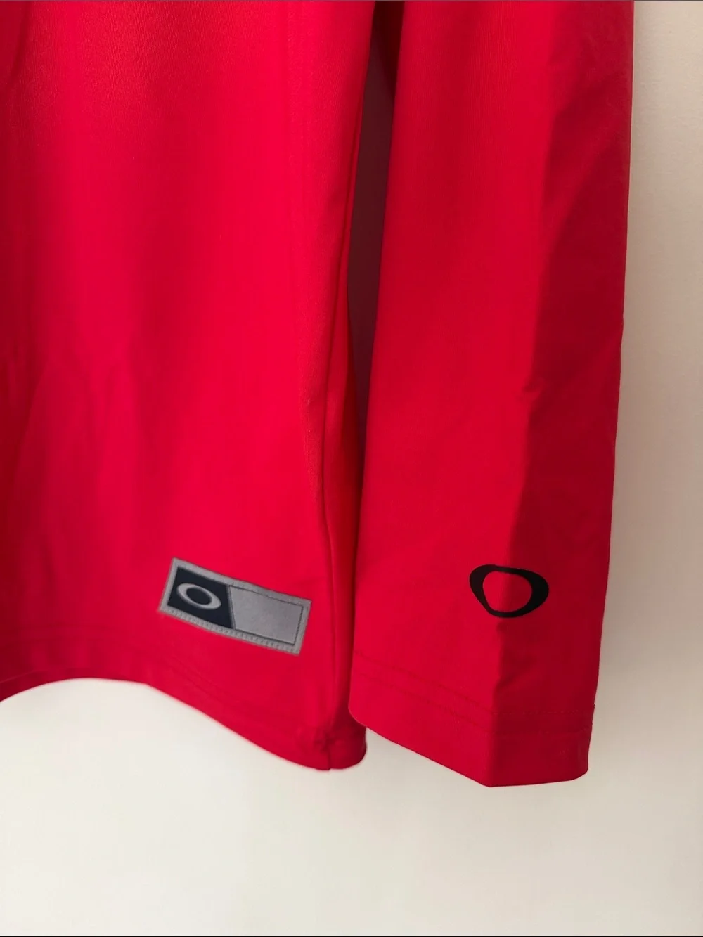 Oakley Men's Hydrolix Team Issue Podium Red Zip-Up Pullover size M NWT